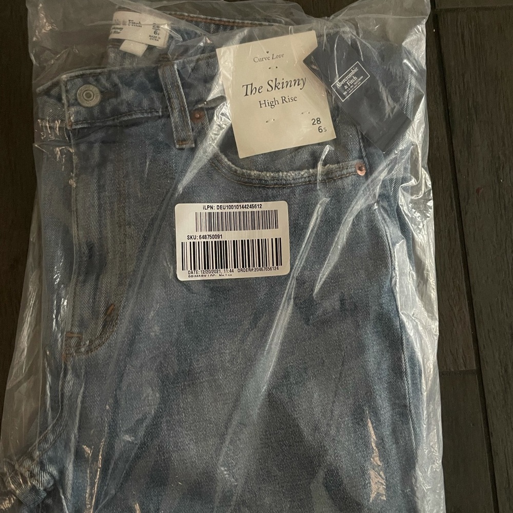 Brand New Abercrombie & fitch Jeans